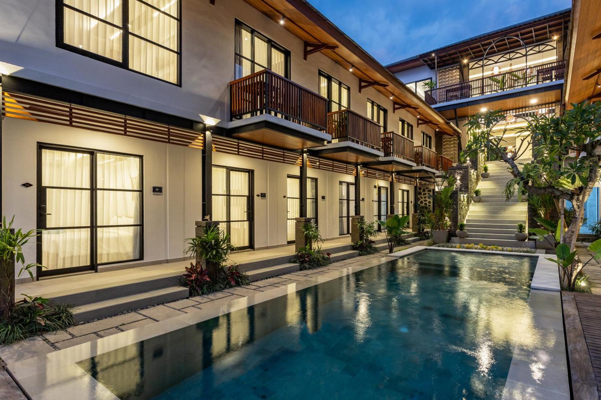 Hotel Paripadi 3*